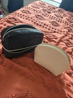Bundle of two Black Double-Zip Cosmetic Bag & Cream Scallop Pouch Set